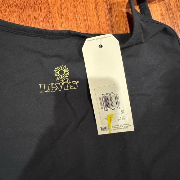 Levi's Black Tank Top - Picture 3 of 3